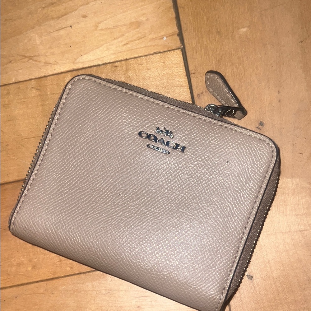 Coach Pebbled Leather Zip Wallet in Taupe Gray
